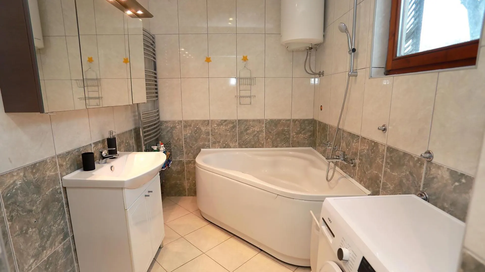 Family Apartment Trogir